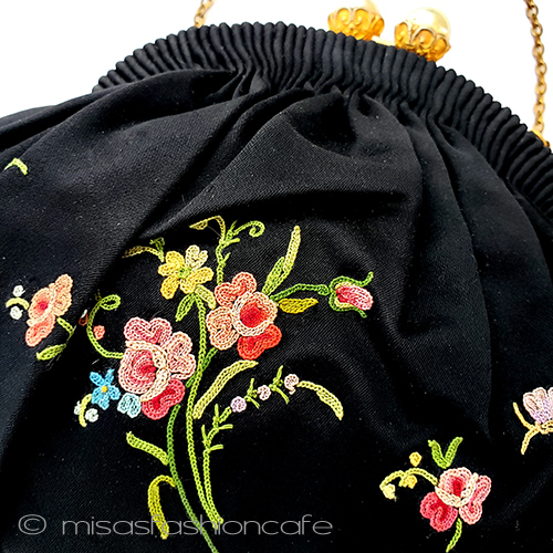 （画像用） アンティークバッグ　仏製 お花刺繍とパール金具