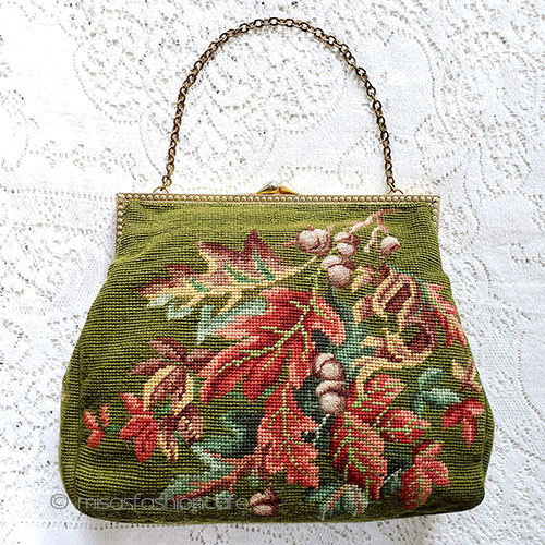 ビンテージバッグ　特大 どんぐり刺繍プチポアン - ウインドウを閉じる