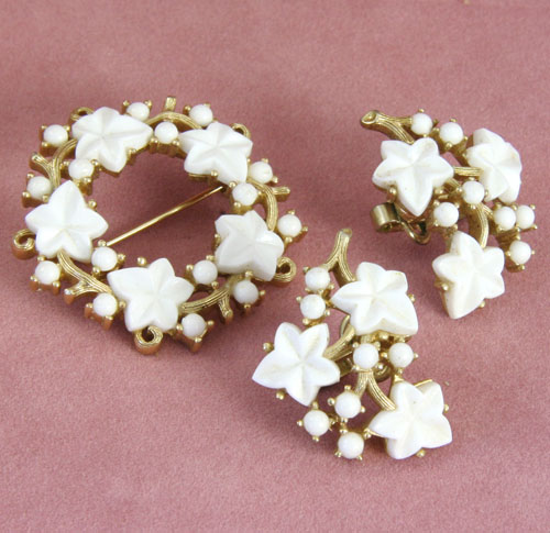 （画像用） Trifari　トリファリ アイビーの葉リース