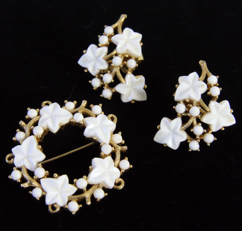 （画像用） Trifari　トリファリ アイビーの葉リース