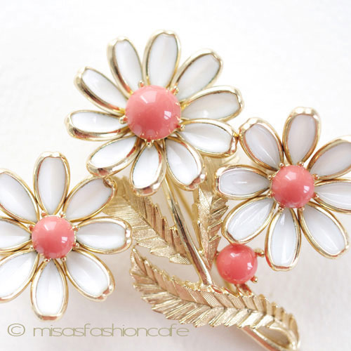 （画像用） Ｔｒｉｆａｒｉ　 トリファリ ガラスのお花セット