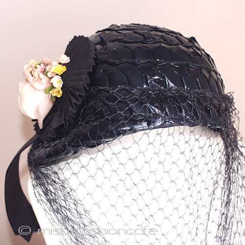 （画像用） ヴィンテージ　ハット 花ブーケ＆チュール