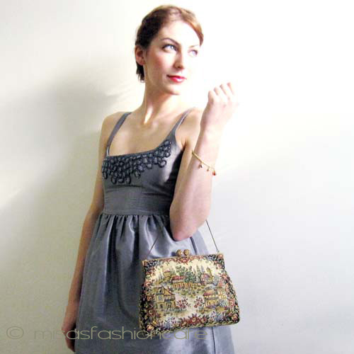 （画像用） ヴィンテージバッグ　 仏製　花と町並み刺繍