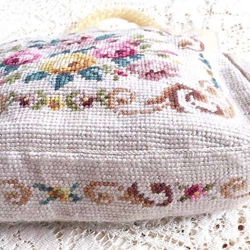 （画像用） ヴィンテージ花刺繍バッグ大 レモンカラーのセルロイド製