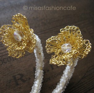 Lavish ピアス　 18Kgp　フラワー・ フープ