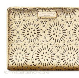 ケイトスペード 　お財布 ゴールド花