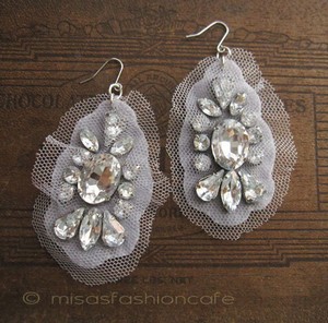 ビジューLaceピアス ビジューLaceピアス