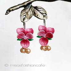 スミレのお花　ピアス
