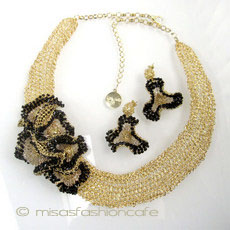 Lavish ピアス 18Kgp BLKフラワーセット