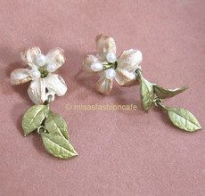 Michaud ピアス 真珠つつじの花