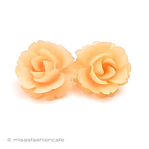 Trifari　 トリファリ ローズの花イヤリング