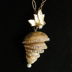 Antique & Vintage