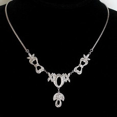 スターリングシルバー製 リボン　ネックレス