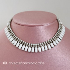 ヴィンテージアクセサリー ミルクガラス　ネックレス