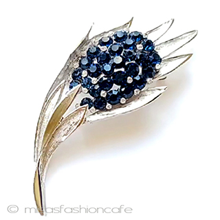 ヴィンテージアクセサリー トリファリ　花ビジュー