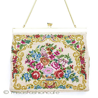 ヴィンテージバッグ　 総刺繍お花 プチポアン