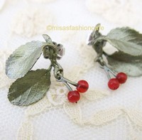 Michaud ピアス チェリー