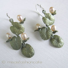 Michaud 真珠 ピアス　 睡蓮の花 再販！