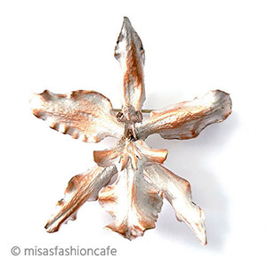 マイケルミショー　 蘭ランの花ブローチ