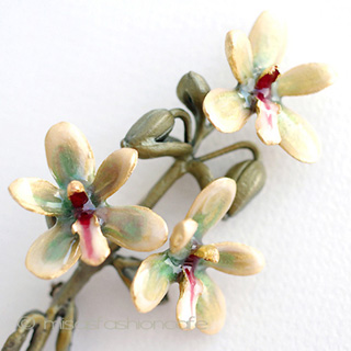 マイケルミショーブローチ エナメル蘭の花 再販！