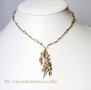 Michaud ネックレス 新着 真珠 藤の花 Michaud ネックレス 新着 真珠 藤の花