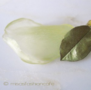 マイケルミショー ネックレス 　天然石　薔薇（イエロー）