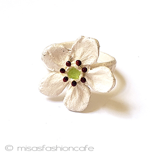 マイケルミショーリング エナメル洋梨のお花　