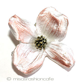 マイケルミショー　再販！ ハナミズキの花ブローチ