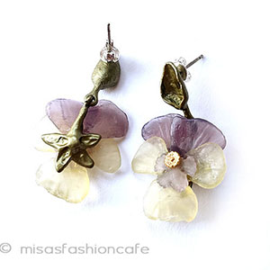 すみれパンジー花ピアス