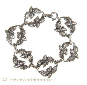 Sterling Silver 銀製 どんぐり ブレスレット Sterling Silver 銀製 どんぐり ブレスレット