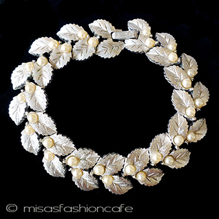 ヴィンテージアクセサリー トリファリ　パール銀葉