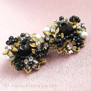DeMarioお花イヤリング