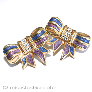 Ｔｒｉｆａｒｉ　 トリファリ リボン　ピアス
