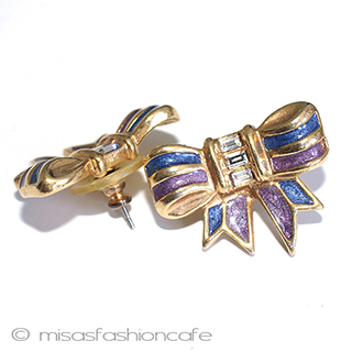 Ｔｒｉｆａｒｉ　 トリファリ リボン　ピアス