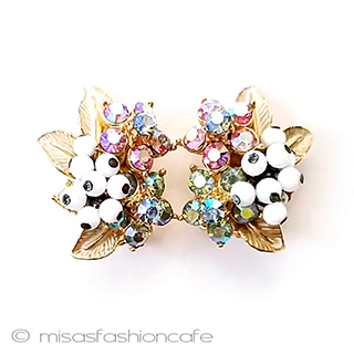 Florenza　イヤリング ミルクガラスRSの花