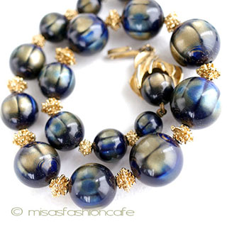 Ｔｒｉｆａｒｉ　 トリファリ ネイビーGoldネックレス