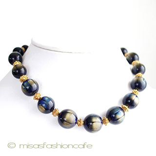 Ｔｒｉｆａｒｉ　 トリファリ ネイビーGoldネックレス