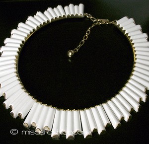 Trifari　トリファリ 　アートデコ ネックレス