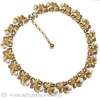Ｔｒｉｆａｒｉ　 トリファリ パール金葉　ネックレス