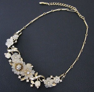 Coroコロペガサス お花ネックレス