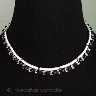 Ｔｒｉｆａｒｉ　 トリファリ Navy＆Whiteネックレス