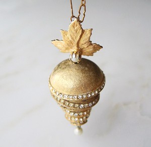 Antique & Vintage