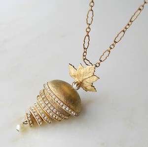 Antique & Vintage