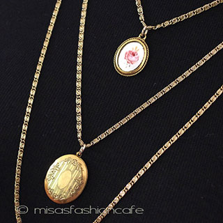 Ｇｏｌｄｅｔｔｅ　３連 ロケット　ネックレス