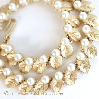 Ｔｒｉｆａｒｉ　 トリファリ パール金葉ネックレス