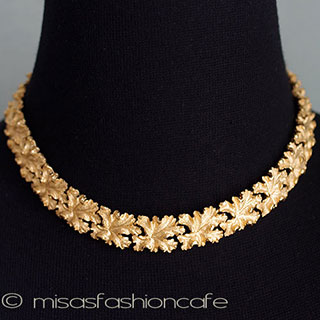 Ｔｒｉｆａｒｉ　トリファリ 金葉　ネックレス