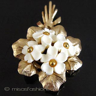 本象牙 アイボリー スミレの花 ブローチ