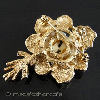 本象牙 アイボリー スミレの花 ブローチ