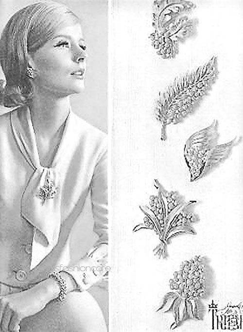 Trifari　 トリファリ ライラックの花ブローチ