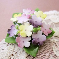 ポーセリン　英国製 花ブーケ　ブローチ